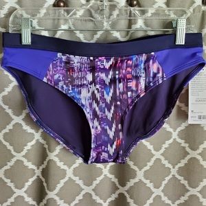 Reposh NEW Athleta Colorblock Trissential Bottom